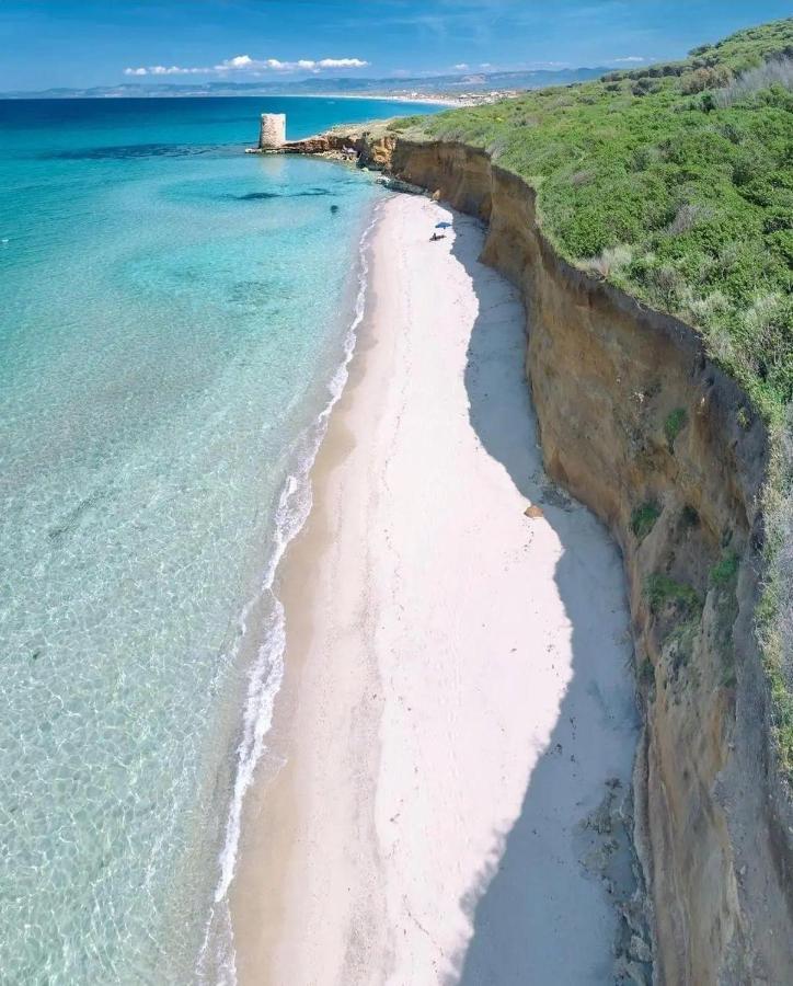 Apartamento Nuovo Bilocale A 100 Mt Dal Mare Porto Torres Exterior foto
