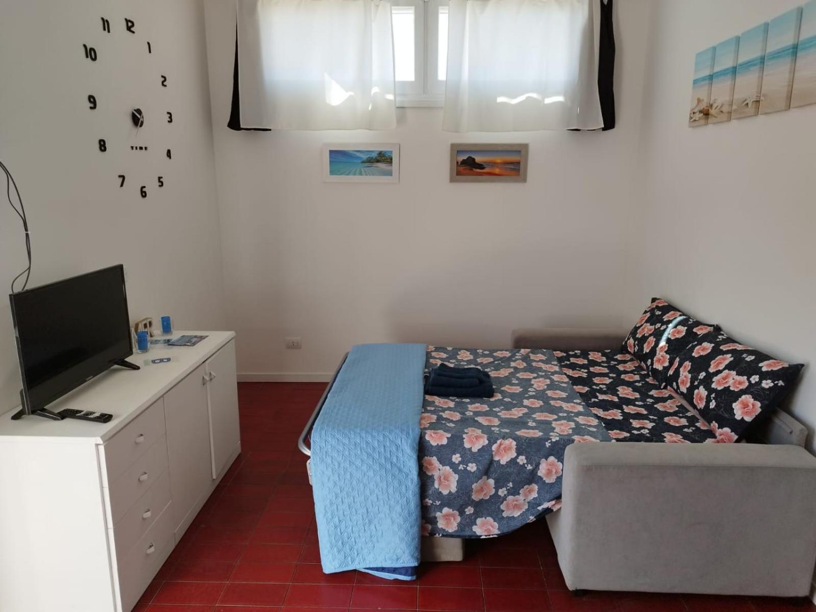 Apartamento Nuovo Bilocale A 100 Mt Dal Mare Porto Torres Exterior foto
